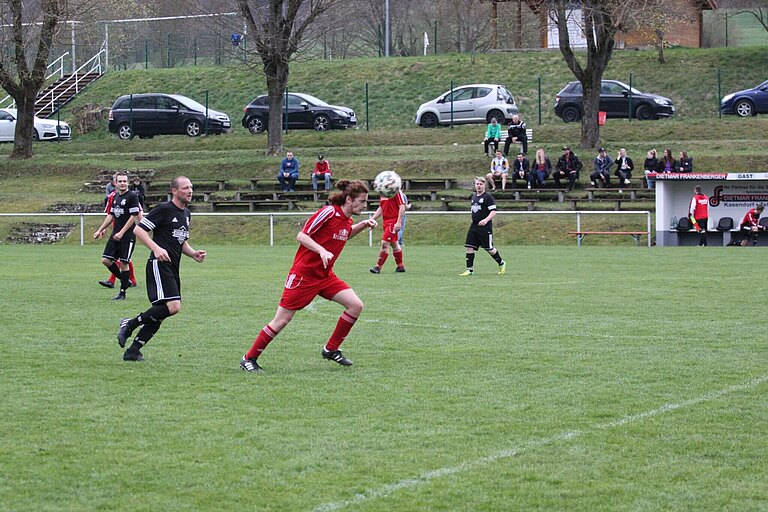 Kirchleus14.4.22012.jpg 
