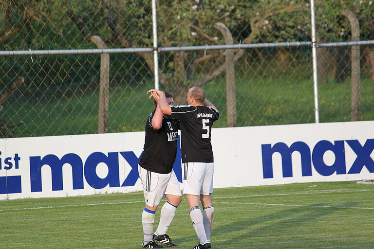 VfB8_5_15__1_.JPG 