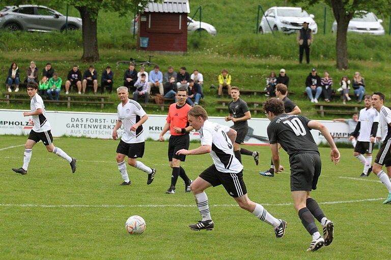 Hutschdorf4.5.24015.jpg 