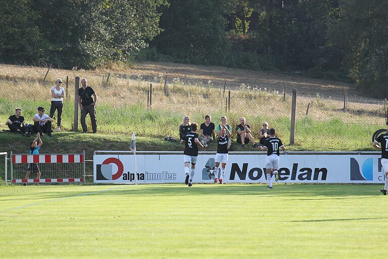 Kickers_Wuerzburg21.8.19042.jpg 