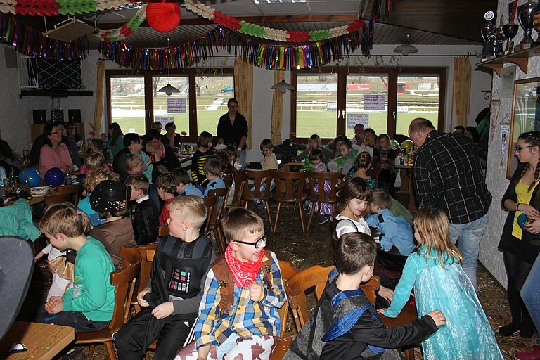 kinderfasching12.2__38_-min.JPG 